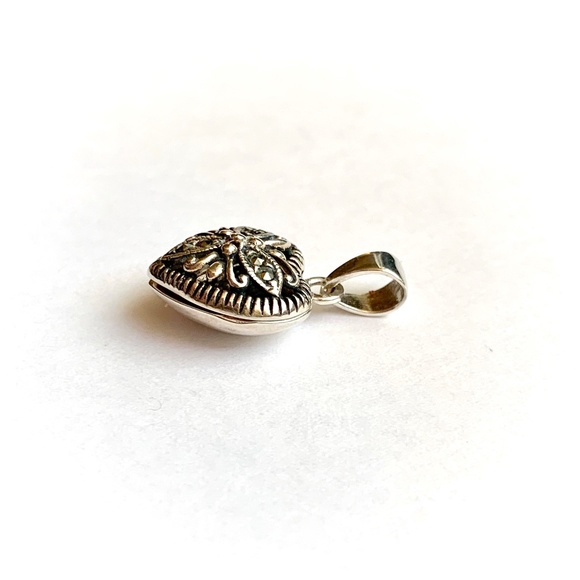 VTG Tiny Silver Marcasite Openwork Puffy Heart Locket Pendant - Picture 2 of 7